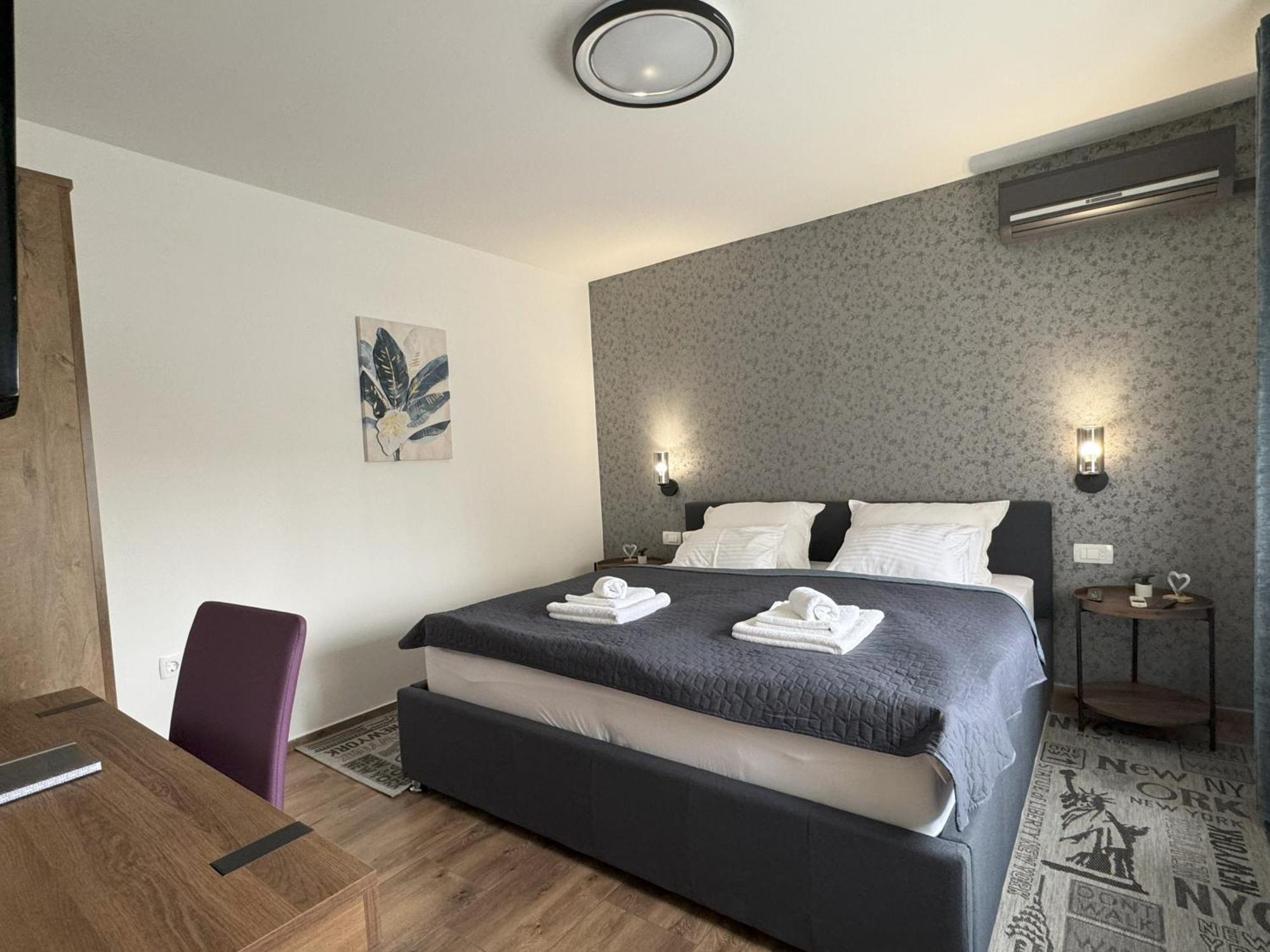 Apollo - Center - Self Check In - Free Parking * Osijek