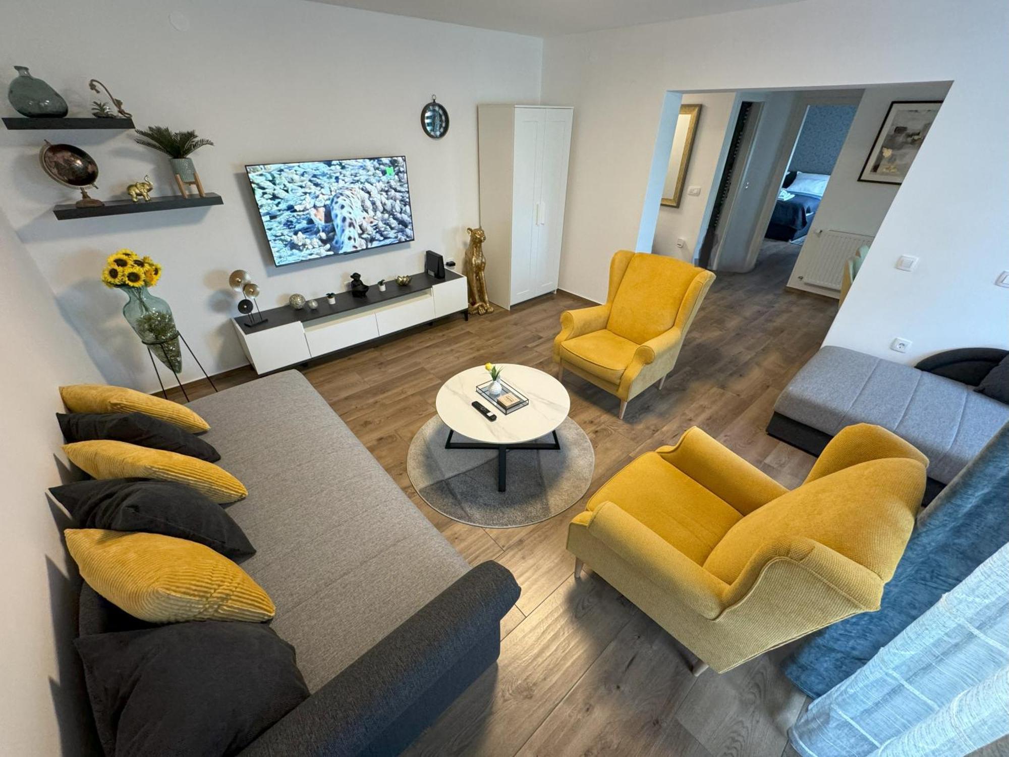 Apartment Apollo - Center - Self Check In - Free Parking *
